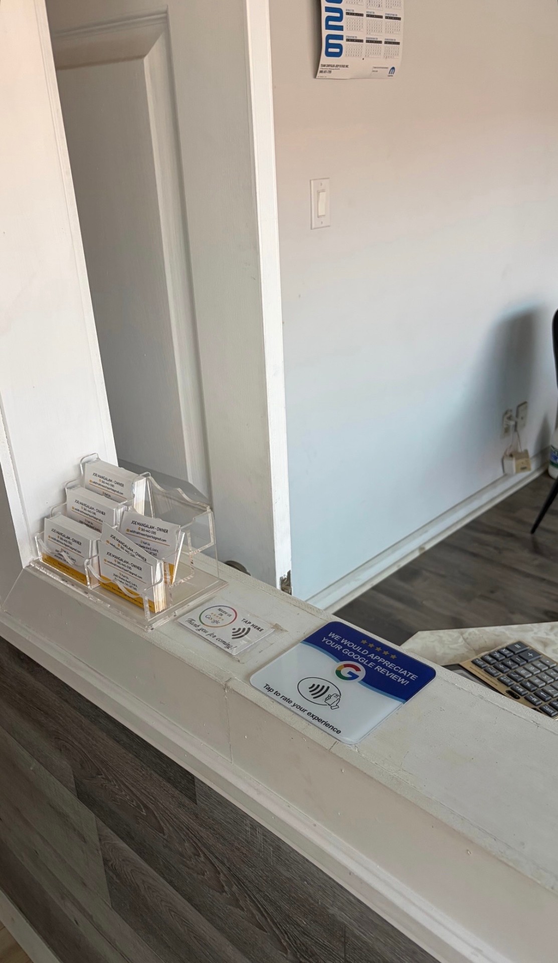 Review Card im Einsatz – Empfang · Servicebereich